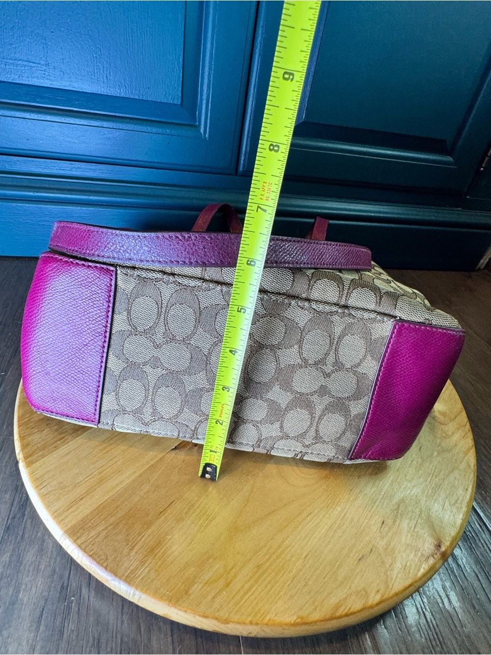 Coach Beige Signature Tote with Magenta Trim and Straps - Picture 9 of 15
